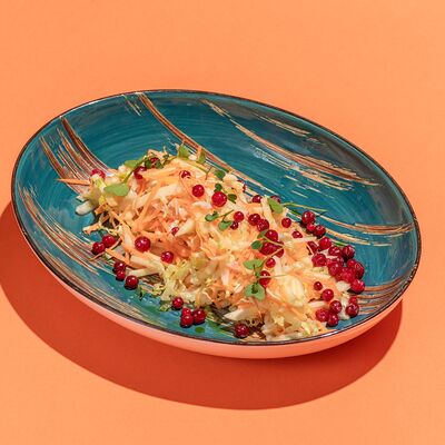 Салат с пекинской капустой в Kiss по цене 125