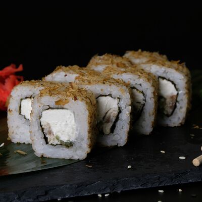 Бонито с угрём в Caviar Rolls по цене 624 ₽