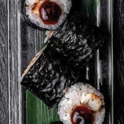 Хосомаки с угрем в Hanami по цене 650 ₽