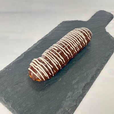 Эклер сливочно-шоколадный в Эклер по цене 299 ₽