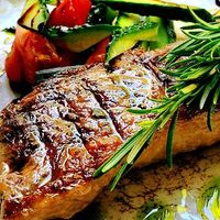 Bife angosto c/c striploin chain on. grainfed в Botticelli restrana