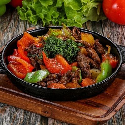 Жаркое из говядины в Aliya Uz-Food по цене 649 ₽
