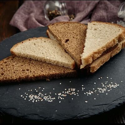 Хлеб в Шашлычный двор по цене 18