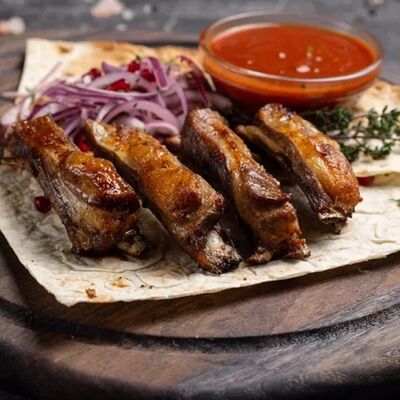Шашлык из бараньих семечек в Вкусный шашлык и не только по цене 980 ₽