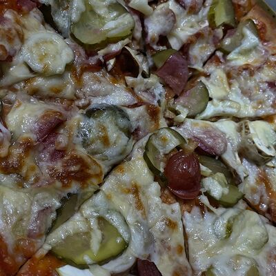 Пицца с охотничьими колбаскамив Бургер Бар по цене 408 ₽