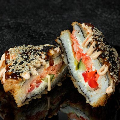 Сэндвич с лососем в Ем с Матрёшкой по цене 740 ₽