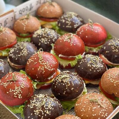 Сет Мини-бургер в Караван вкуса по цене 3850 ₽