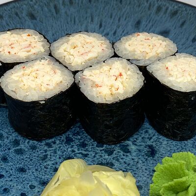 Маки Снежный краб в Hiro суши-бар по цене 190 ₽