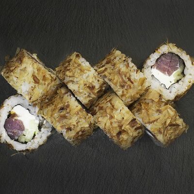 Банзай с мясом тунца в Renai sushi kitchen по цене 550 ₽