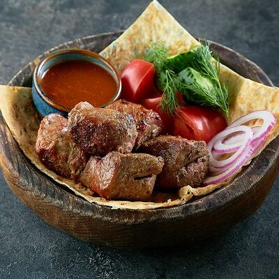 Шашлык из свинины в Двор Помидор по цене 760