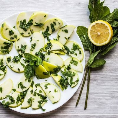 Зеленое яблоко, мята, лимон в Луна по цене 240 ₽