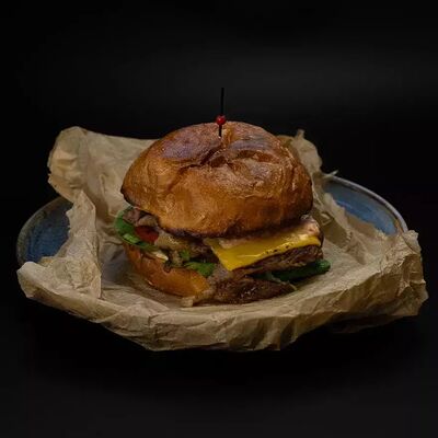 Стейк Бургер Рибай в Fusion по цене 1280 ₽