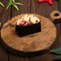 Спайси гункан с тунцом в Сакура