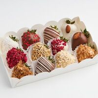 Набор клубники в шоколаде Ассорти в Chocoberry