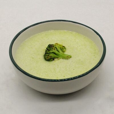 Крем-суп с брокколи в Metro по цене 340 ₽