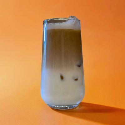 Айс Латте в Мак и манго по цене 390 ₽