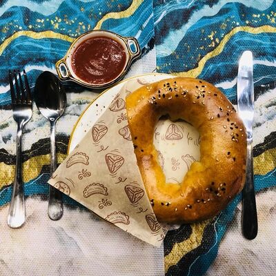 Бублик с мясомв Чайхана 24 Халяль по цене 170 ₽