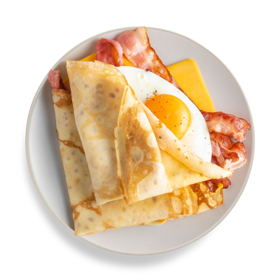 Блинчики с беконом, сыром и глазуньей в Готово китчен по цене 245 ₽
