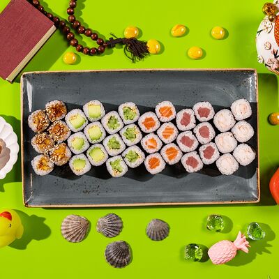 Ролл с авокадо в Сушки на макушке по цене 680