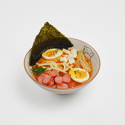 Корейский рамен с сосисками в Sushiman по цене 3900 ₸