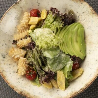 Салат с кальмарами в YUMMY по цене 650 ₽