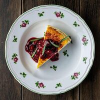 Обожженный чизкейк с фламбе в MANANA