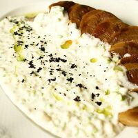 Говяжий язык с ризотто из корня сельдерея в Опера