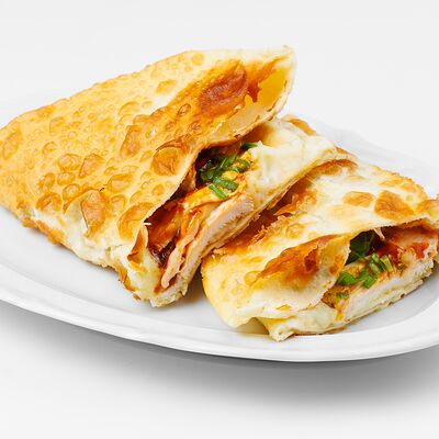 Якмыш с курицей BBQ в УРМАН кафе по цене 355 ₽