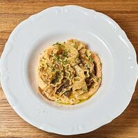 Паста мафальдине/томленая говядина/крем из перцев в Итальянцы