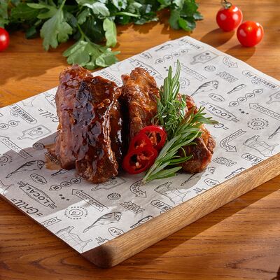 Свиные ребрышки в соусе барбекю в BBQ Beer Restaurant по цене 1070 ₽