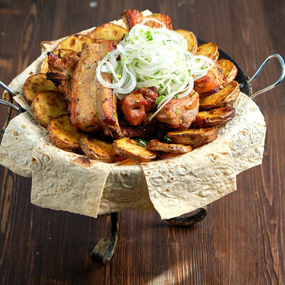 Свинина в тандыре в Парк-отель Усадьба по цене 2727 ₽