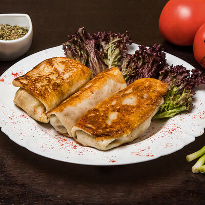 Блинчик с мясом в У березки по цене 75 ₽