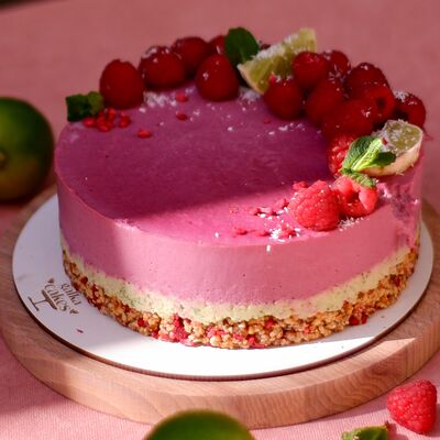 Raw кешью-кейк Малина-мята в Co'Zona по цене 4950 ₽