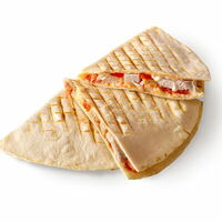 Кесадилья куриная в Coffee Enjoy