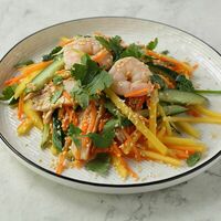 Салат Манго по-тайски в Thai yum