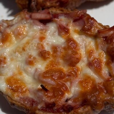 Флэт с индейкойв Круассан пекарня по цене 281 ₽