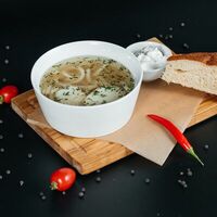 Куриный бульон с домашней лапшой в Мастерская вкуса Сhili