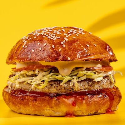 Бургер Куриный Джо в Black Jo по цене 619 ₽