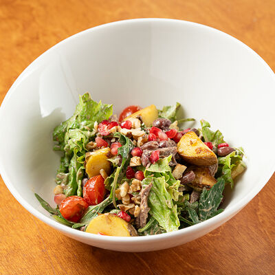 Салат с говядиной в Бурка по цене 710 ₽