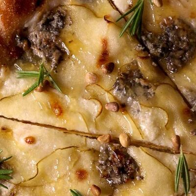 С грушей и голубым сыром в Папа Римский по цене 1514 ₽