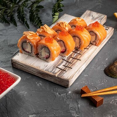 Филадельфия Premium в Sushi yami по цене 680 ₽