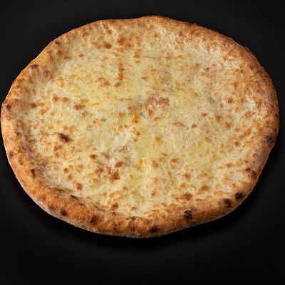 Пирог с курицей и сыром в Shaurma holl по цене 700 ₽