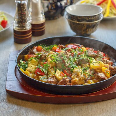 Баранина с овощами в Учкудук по цене 825 ₽