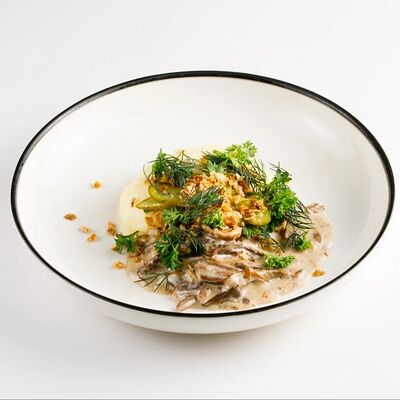 Бефстроганов с томленой говядиной в Гости по цене 550 ₽