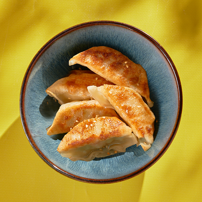 Гедза со свининой и овощами в ASIATIQ Ramen-Bar по цене 470 ₽