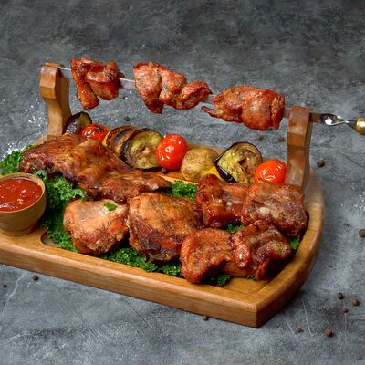 Трио из свинины в Шашлычный дворик по цене 3498 ₽