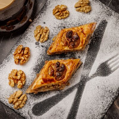 Пахлава в У Эрика по цене 340 ₽