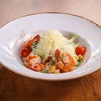 Цезарь с креветками в Объект