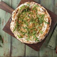 Пицца Бьянка с грушей в Pizzamento