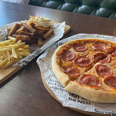 Пивное комбо Малоев Гастрономический Паб по цене 630 ₽